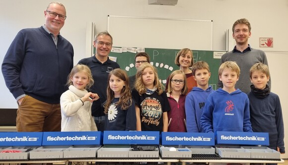 Fischertechnik-Baukaesten für die Grundschule Beiertheim